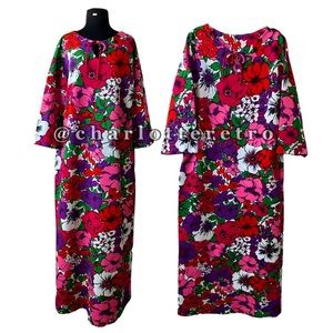 70s vtg Hawaiian Floral Maxi House Dress Muumuu